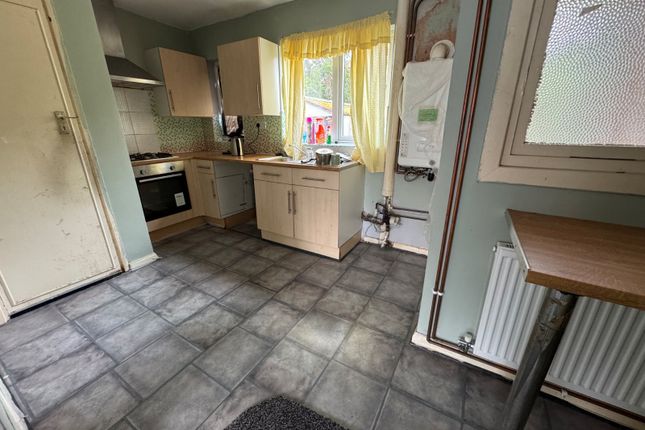 115, Minver Crescent, Nottinghamshire photo 5