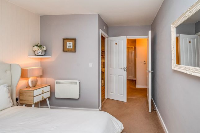 Columbia Crescent, Wolverhampton photo 3