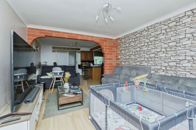5, Redmarle Road, Leicestershire photo 3