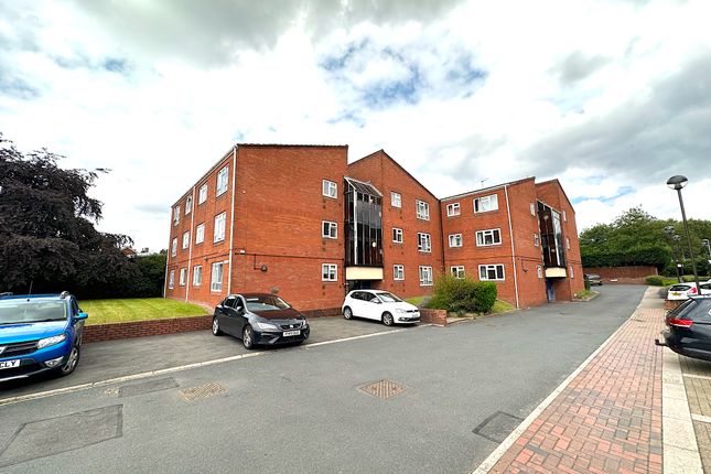 Flat for sale in Weaving Gardens, Cannock Town Centre, Cannock