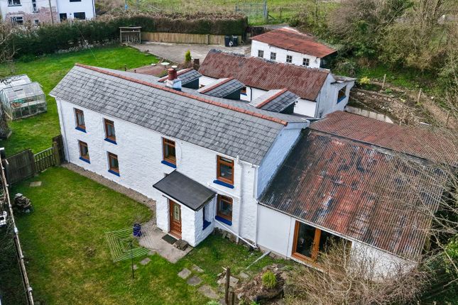 Twyncynghordy Farm Cottage, Twyncynghordy Road, Ebbw Vale photo 3