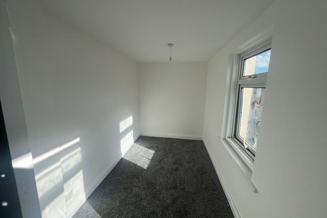 27 Byron Street, Sunderland photo 5