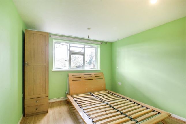 118, Greatfields Drive, Uxbridge photo 5