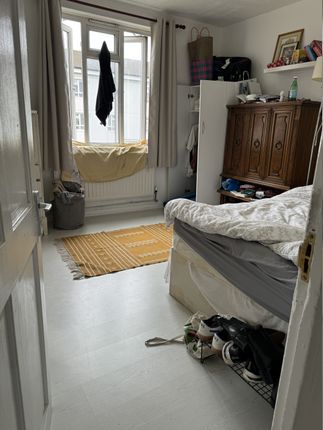 Old Bethnal Green Road, London photo 4