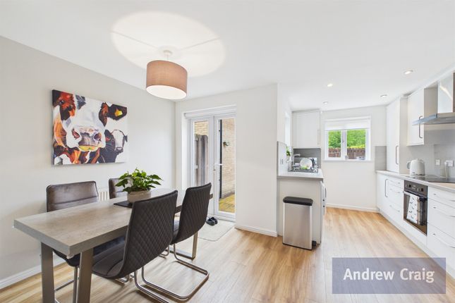7 Bellona Close, Hebburn photo 3