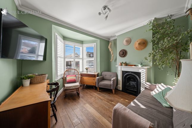 57, Wood Street, Mitcham photo 3