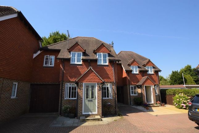 Link-detached house to rent in Chapel Lane, Milford, Godalming