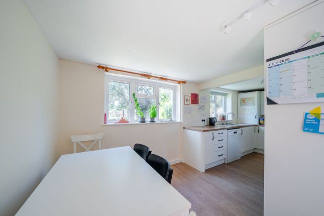 Hazelwood Cottage, Balmer Lawn Road, Brockenhurst photo 3
