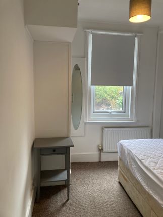 Terraced house to rent in Redvers Road, Brighton