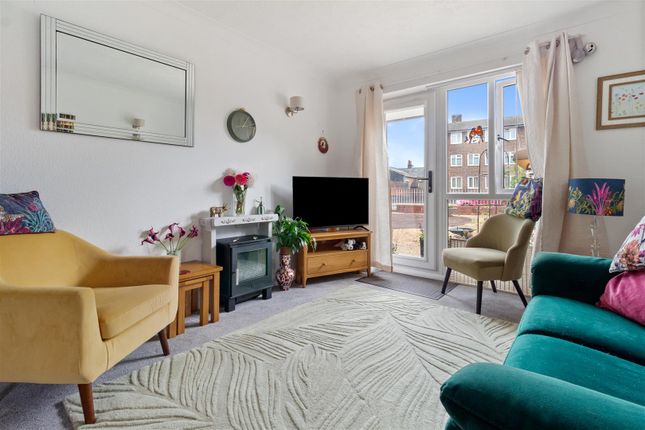 3 Penrith Court, Broadwater Street East, Worthing photo 4