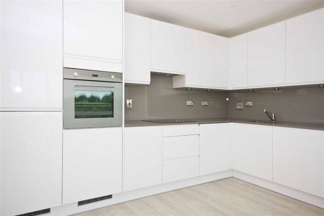 90 Bodiam Court, 4 Lakeside Drive, Park Royal photo 3