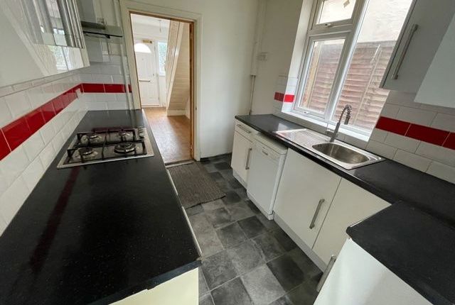49 Norfolk Road, Luton photo 5