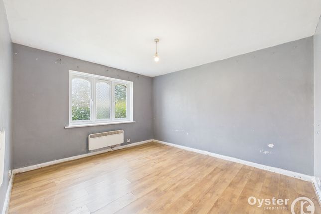 Flat 1, Bethell Lodge, London photo 4