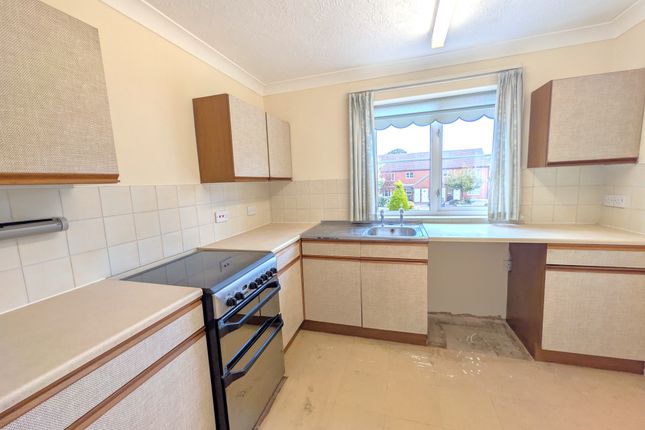 40, Sutton Court, Skegness photo 2