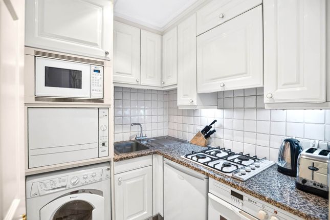 4 Crusader House, Pall Mall, London photo 4