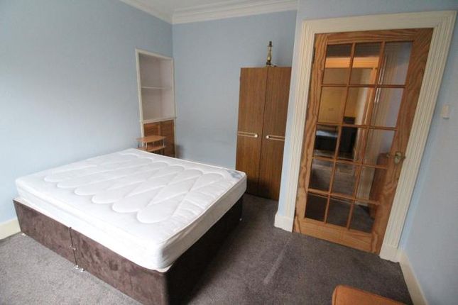 Thumbnail Flat to rent in Walker Road, Aberdeen