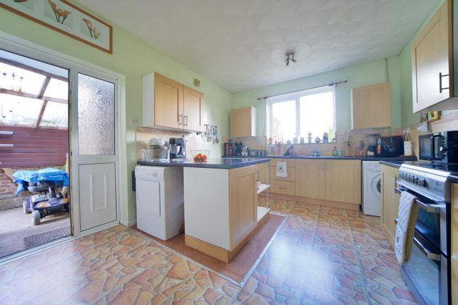 39, Windsor Road, Dorchester photo 4
