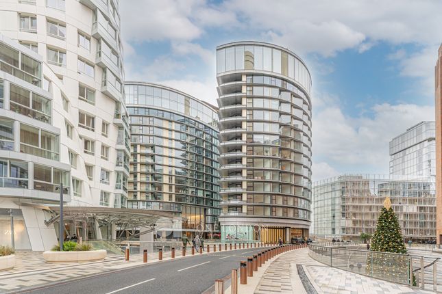 Thumbnail Flat to rent in Battersea Roof Gardens, Beechmore House, London