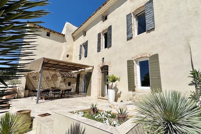Thumbnail Villa for sale in Pernes Les Fontaines, The Luberon / Vaucluse, Provence - Var