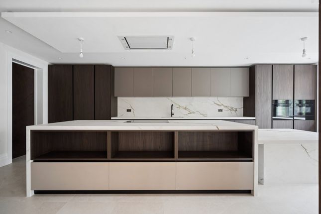 6, Flat  Wildacre, Northwood photo 3