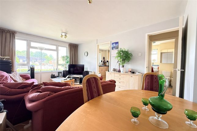 74, Madingley, Berkshire photo 2