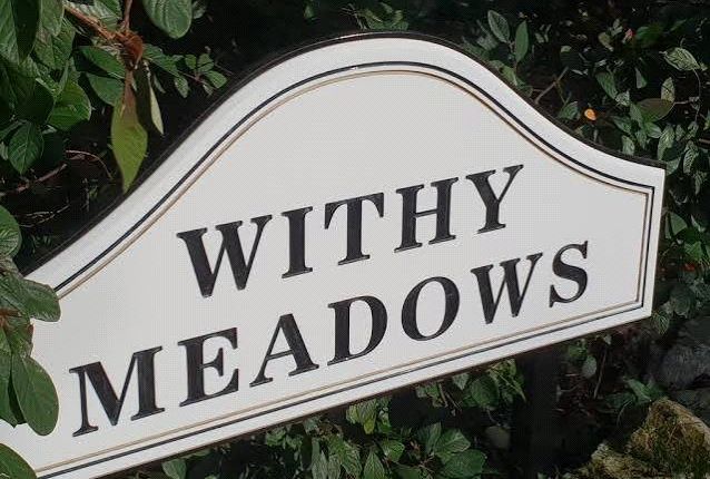Withey Meadows, Horley photo 2