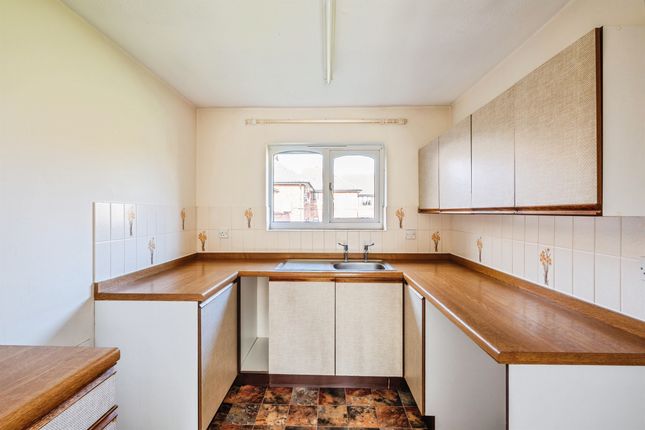 26, Ruxley Court, Swanley Close, Eastbourne photo 4