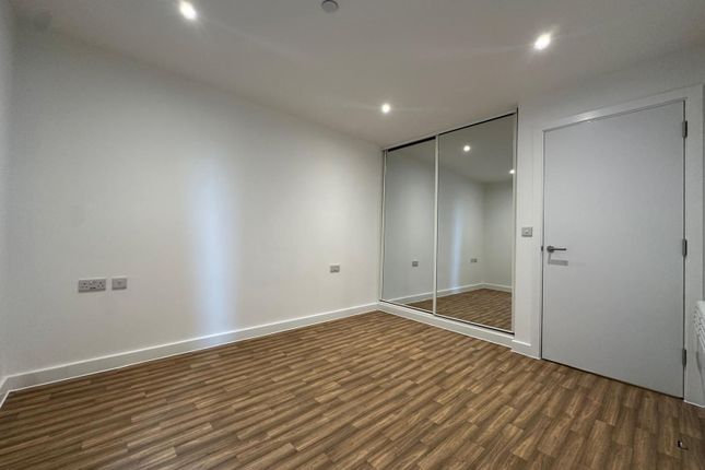 *AD ONLY* Flat E46, Fleet Court Block E, 27 Old Milton Street, Leicester photo 2