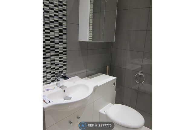 Finborough Road, Ground Floor Flat, London photo 5