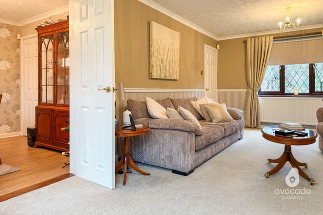 127, Hilmanton, Reading photo 4