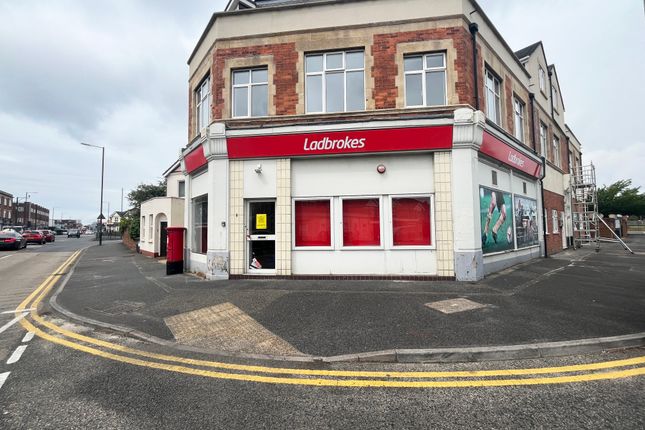 Thumbnail Retail premises to let in Holdenhurst Road, Bournemouth