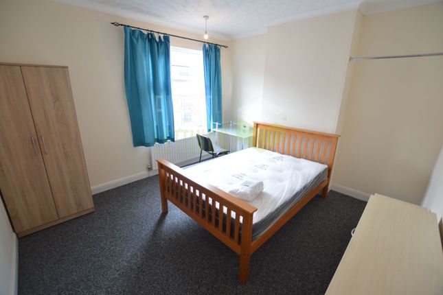 Terraced house to rent in Sheridan Street, Leicester