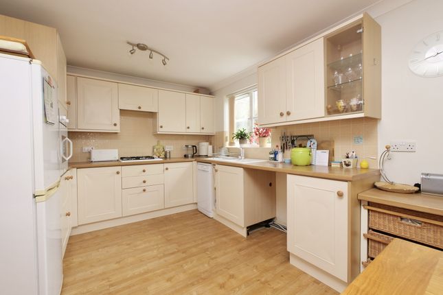 17 Thurstin Way, Gillingham photo 4