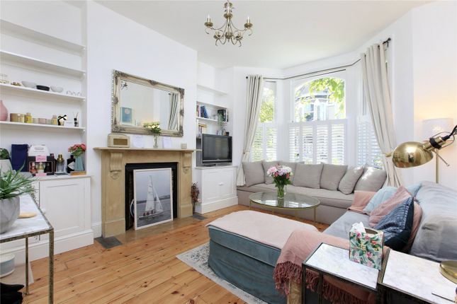 Flat for sale in Corrance Road, London