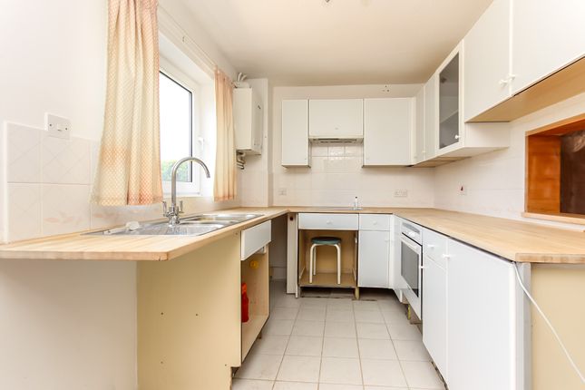 16, Naseby Close, Wellingborough photo 3