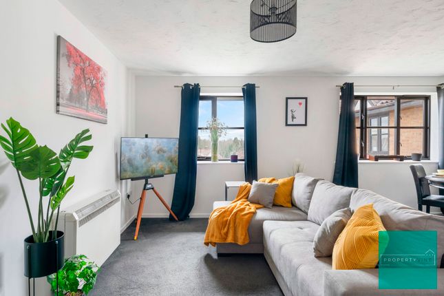 Thumbnail Flat to rent in Flat, Somerset Hall, Creighton Road, London