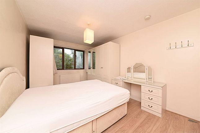 Flat for sale in Westleigh Court, 122-124 Nether Street, North Finchley