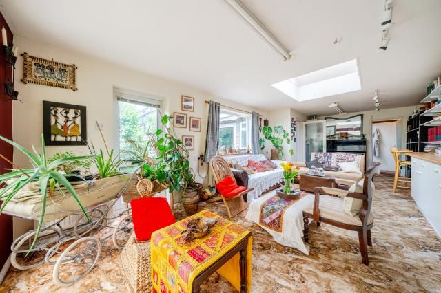 29, Westwood Drive, Amersham photo 4