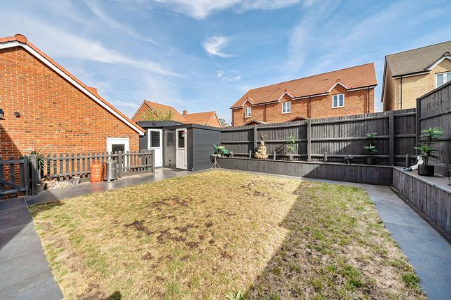 4, Aviation Way, Bedford photo 4