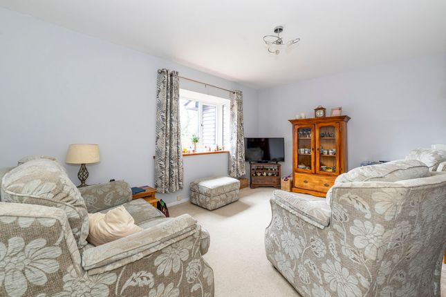 20 Martlets Court, Montargis Way, Crowborough photo 4