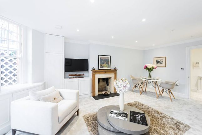 Flat to rent in Culford Gardens, Chelsea, Chelsea, London