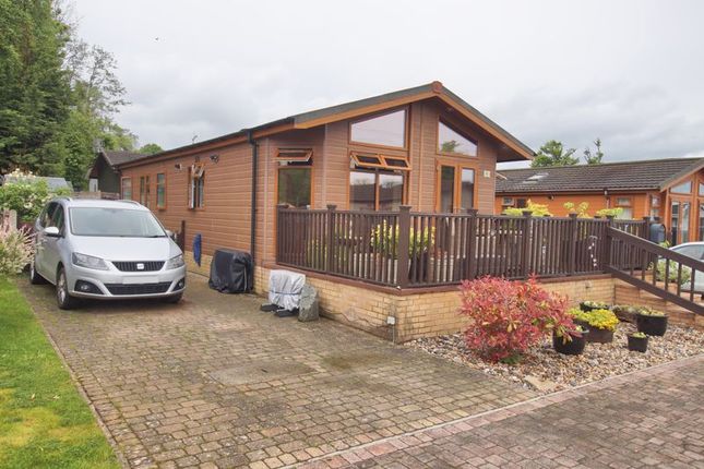 3-bed caravan on 4 The Glade, Southwick Road, Fareham, £245,000