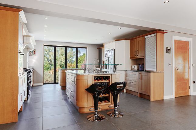 3 Kestrel Court, St. Ives photo 4