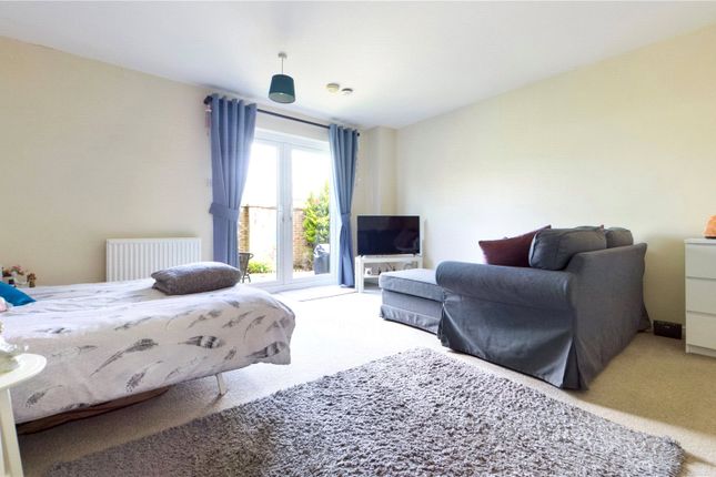 MARKETING CARD, 14, Tylers Place, Reading photo 2