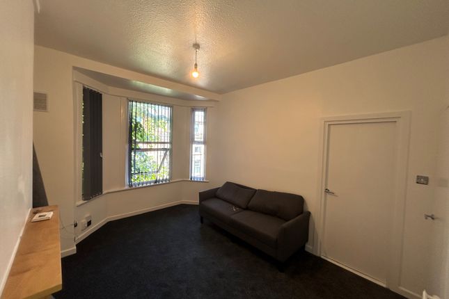 Flat 4, Liverpool photo 5