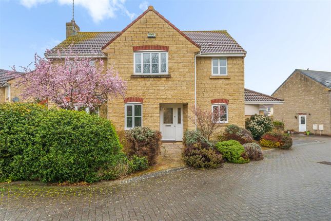 Thumbnail Detached house for sale in Newbury Avenue, Calne