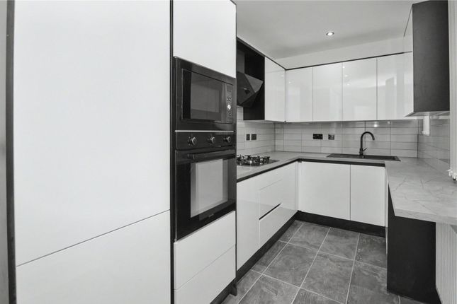40, St. Lukes Road, West Yorkshire photo 3