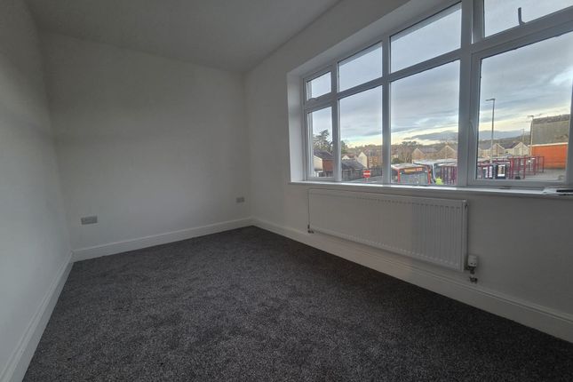 College Street, Ammanford photo 3