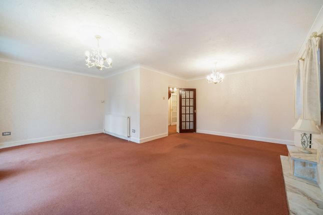 Warren Lodge, Stanmore photo 4
