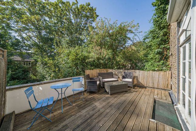 3, 75, Dartmouth Park Hill, London photo 4